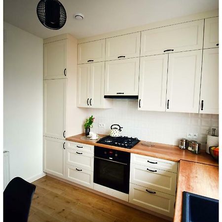 Color 24 Premium Apartment Stalowa Wola Luaran gambar