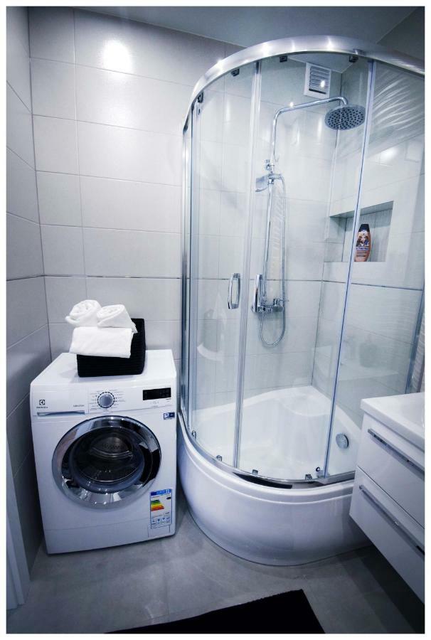 Color 24 Premium Apartment Stalowa Wola Luaran gambar